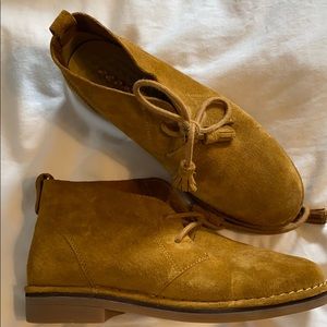 HUSH PUPPIES CYRA CATELYN BOOTIE size 7